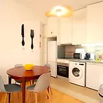 Gardunha Avenida I Апартаменты Фундан